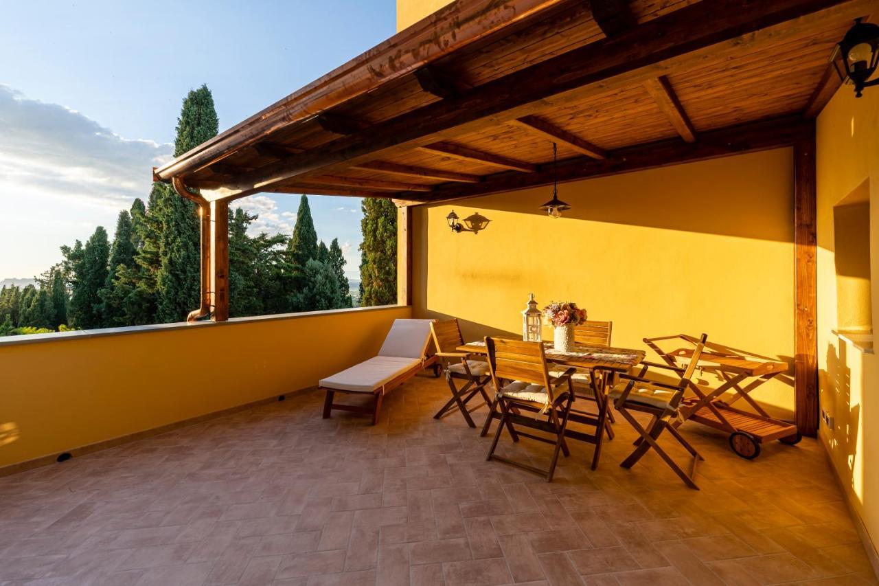 Terrazza Sul Tramonto Del Silenzio Apartment Lajatico Exterior photo